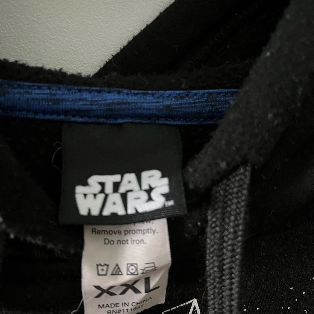 Star Wars Hoodie - Picture 2 of 5